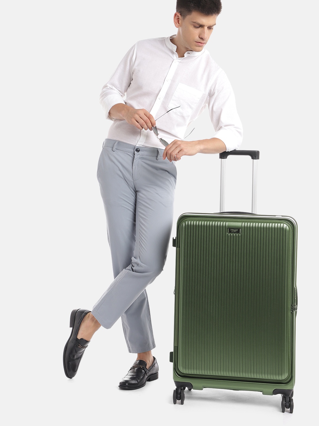 VERAGE Textured Alpha+ Hard-Sided Large-Sized Check-In Trolley Bag 103 L, Olive