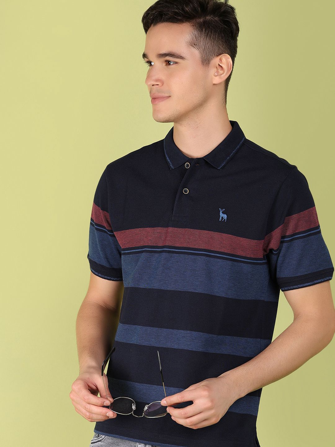 

V-Mart Men Striped Polo Collar Applique T-shirt, Blue