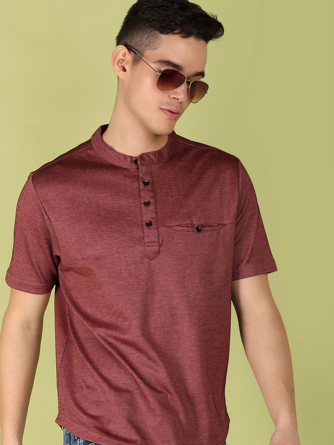

V-Mart Men Henley Neck Pockets T-shirt, Maroon