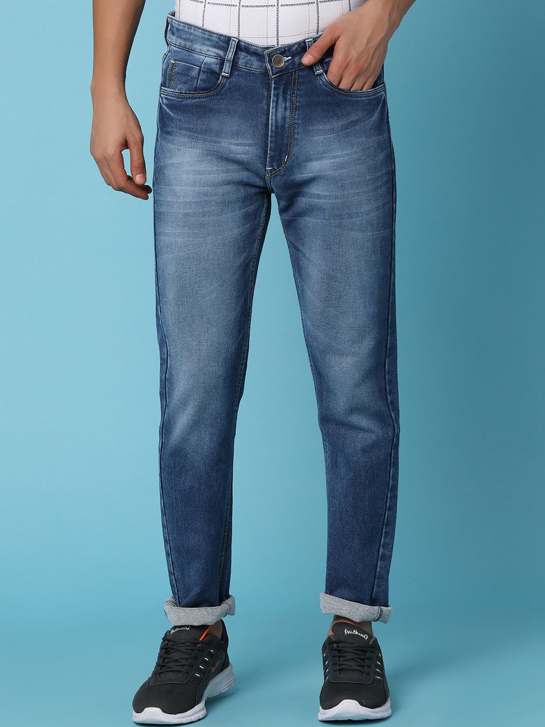 

V-Mart Men Slim Fit Heavy Fade Mid-Rise Jeans, Blue