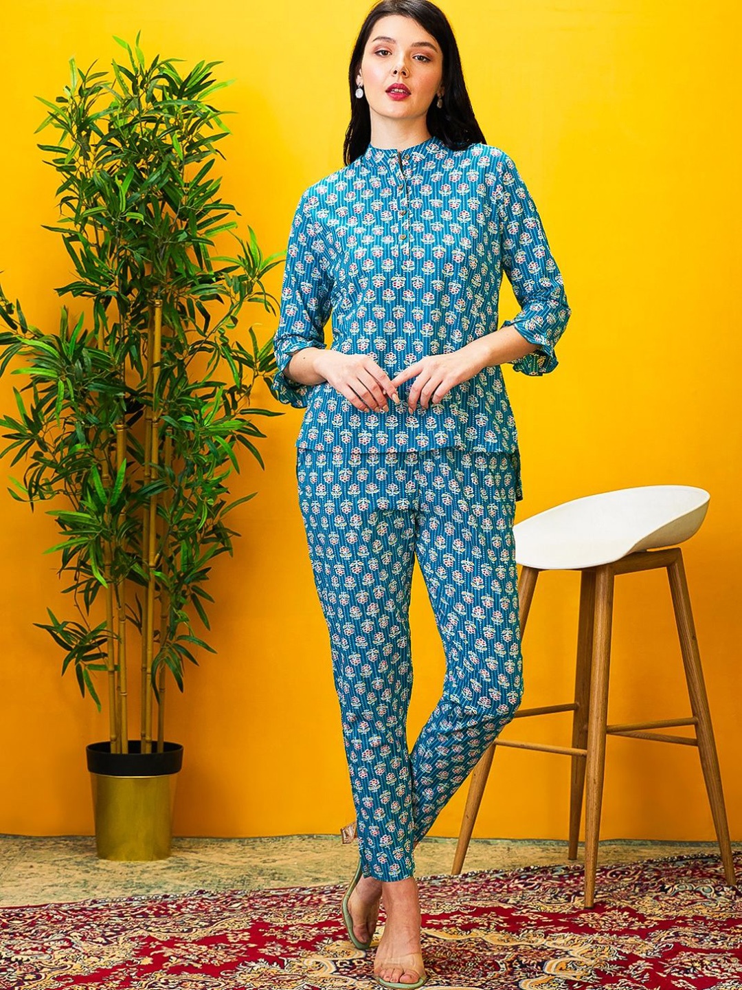 

AV2 Women Mandarin Collar Printed Pure Cotton Top & Trousers Co-Ord, Blue