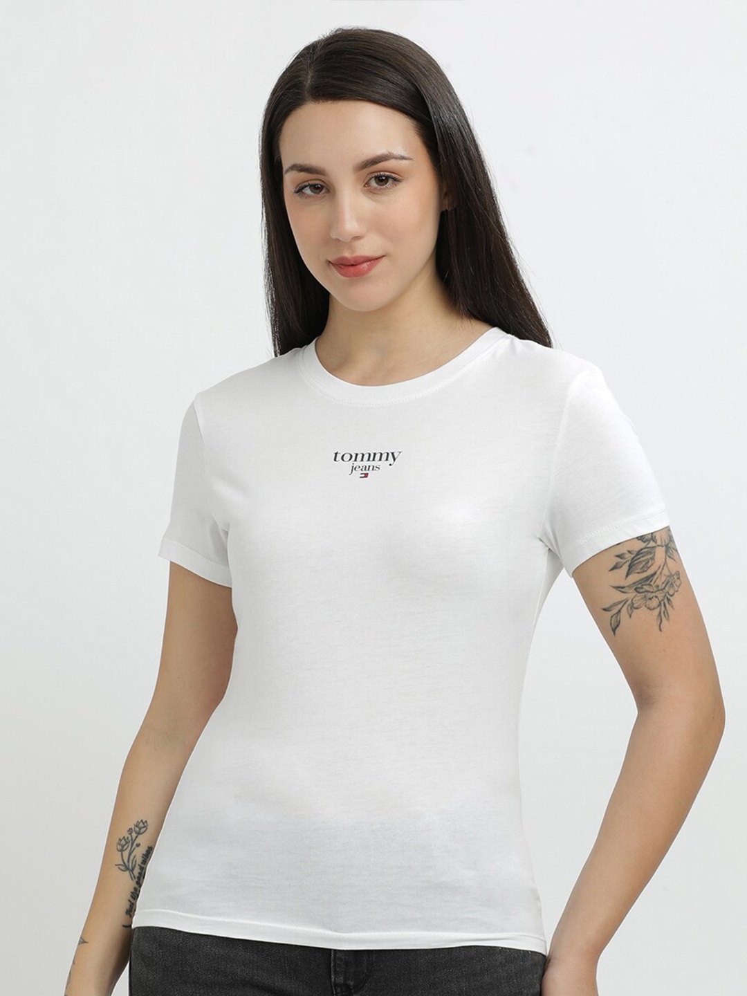 

Tommy Hilfiger Women Slim Fit T-shirt, White