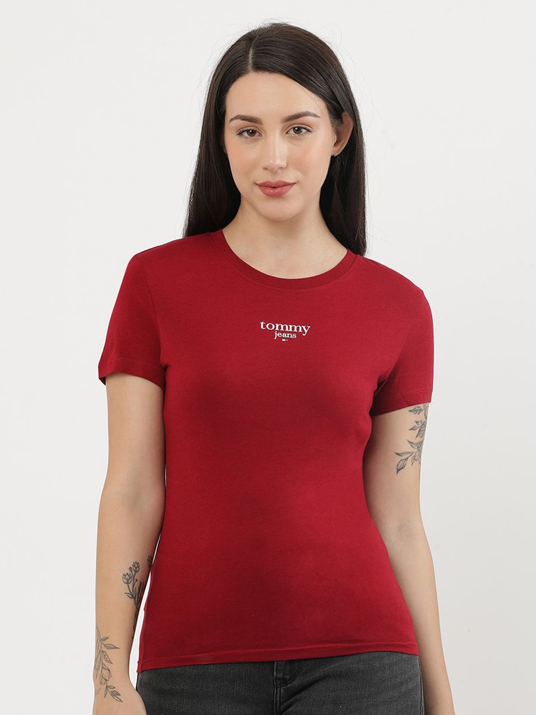 

Tommy Hilfiger Women V-Neck Slim Fit T-shirt, Red