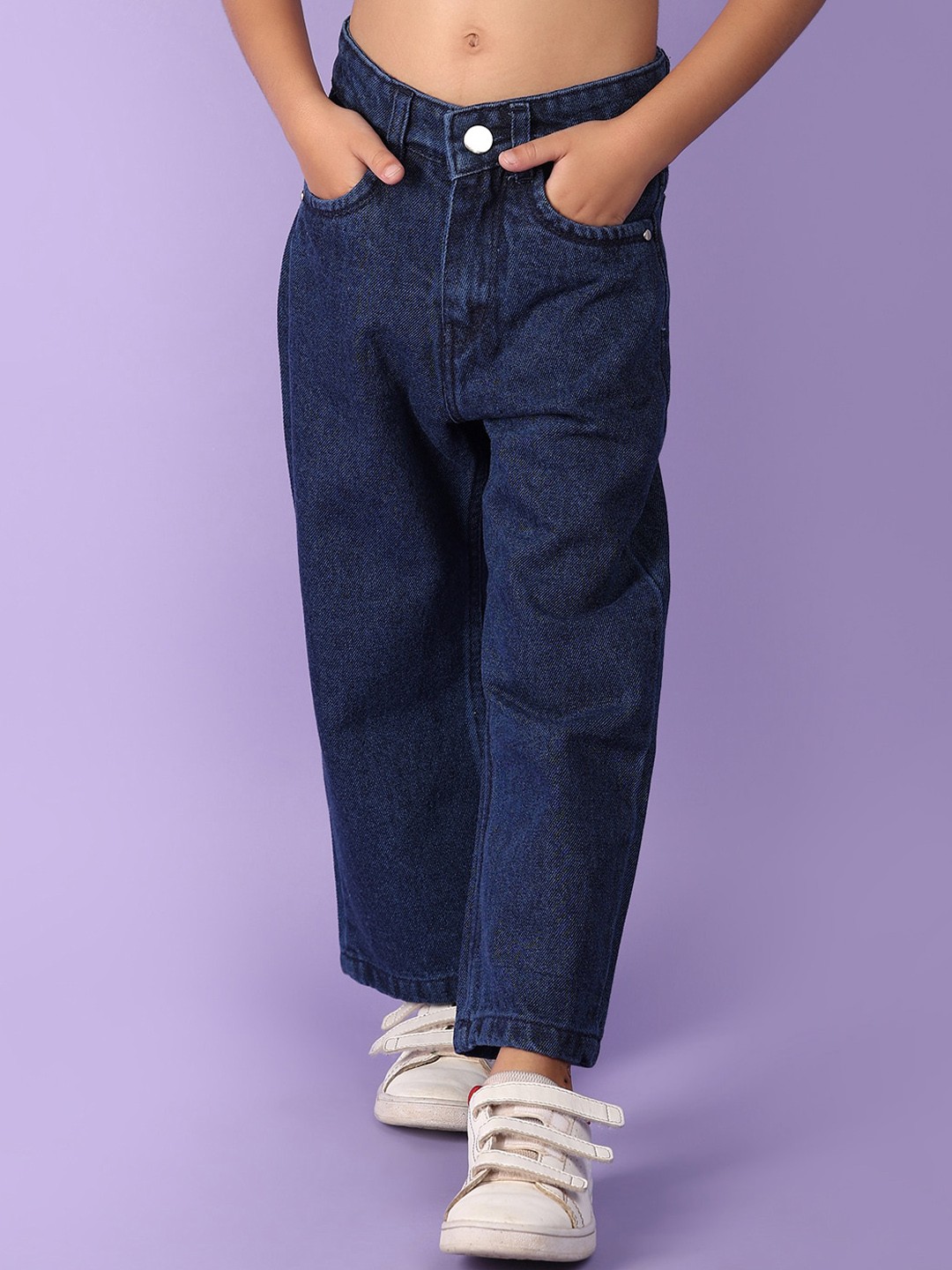 

V-Mart Girls Low Distress No Fade Mid-Rise Jeans, Blue