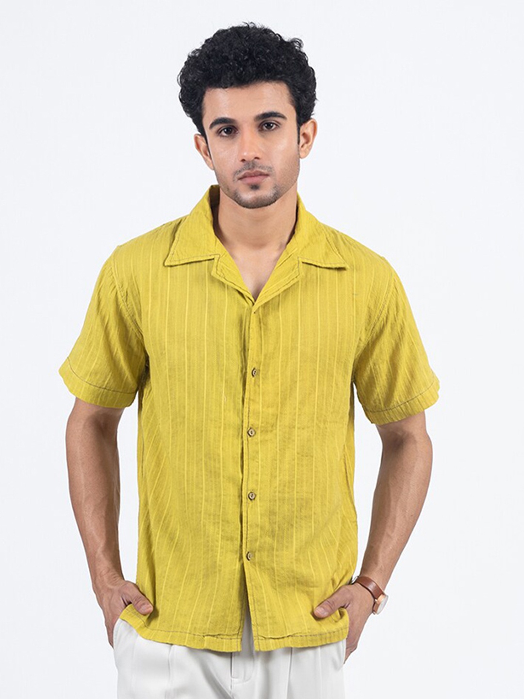 

Aashima Wahal Men Comfort Opaque Casual Cotton Shirt, Yellow
