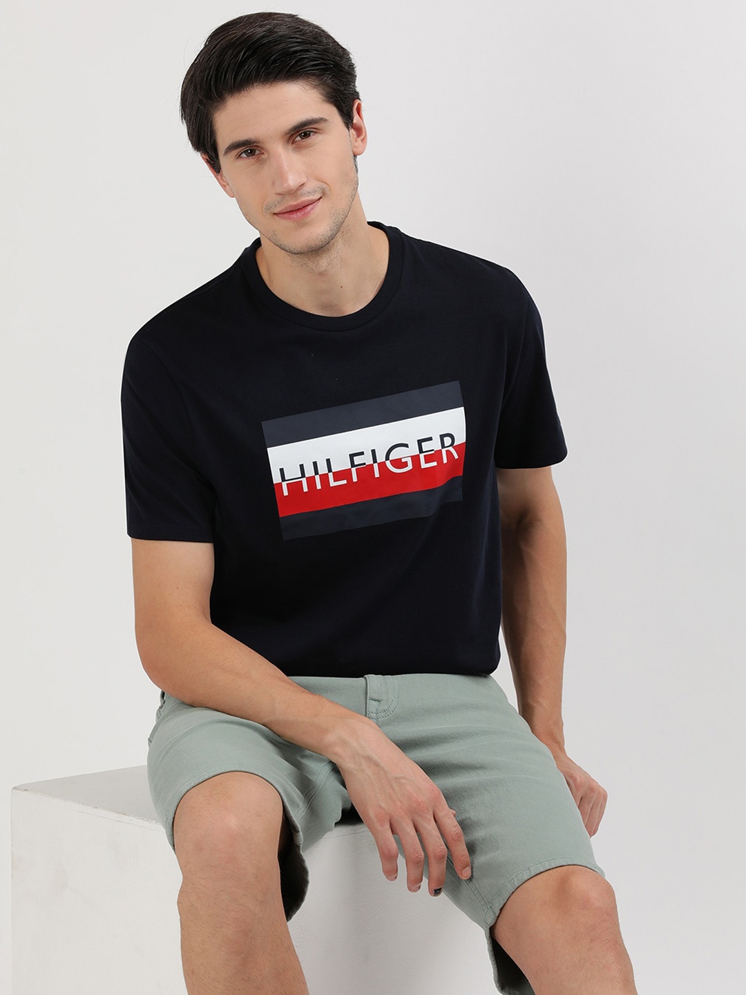 

Tommy Hilfiger Men Typography Printed Applique T-shirt, Blue