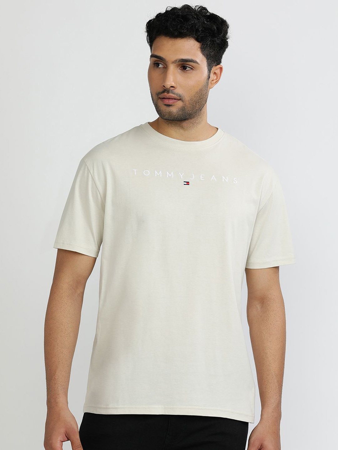 Tommy Hilfiger Men Typography V-Neck Applique T-shirt, Beige