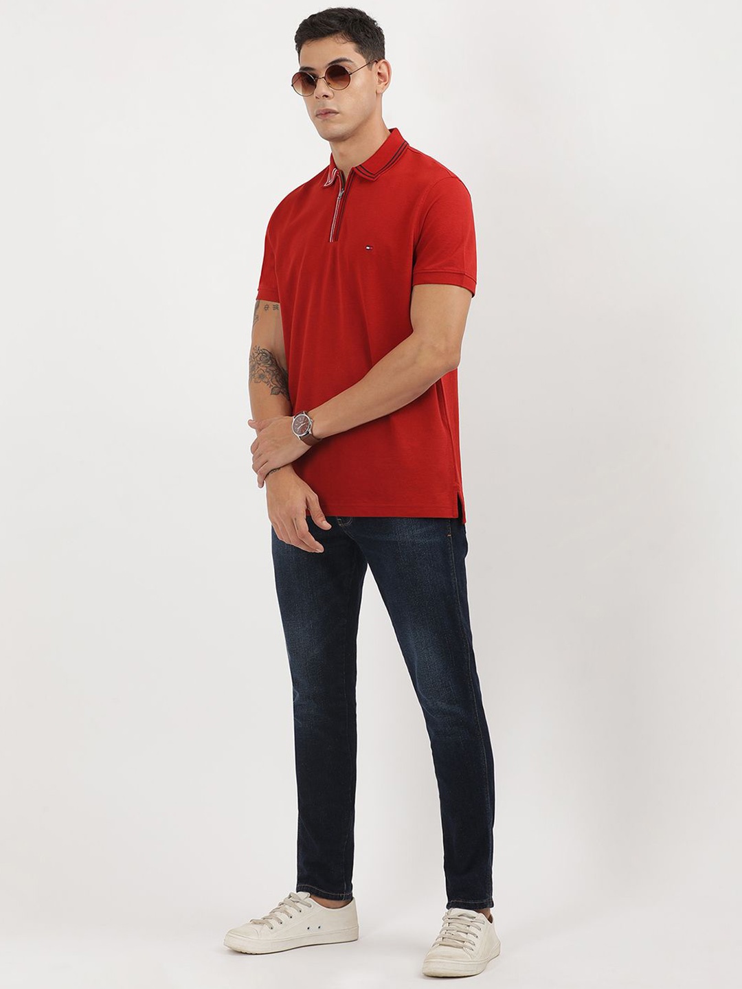 

Tommy Hilfiger Men Mandarin Collar Pockets T-shirt, Red