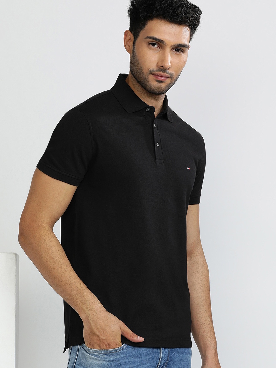 

Tommy Hilfiger Men Polo Collar Pockets Slim Fit T-shirt, Black