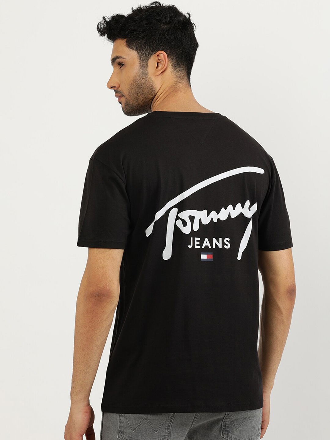 

Tommy Hilfiger Men T-shirt, Black