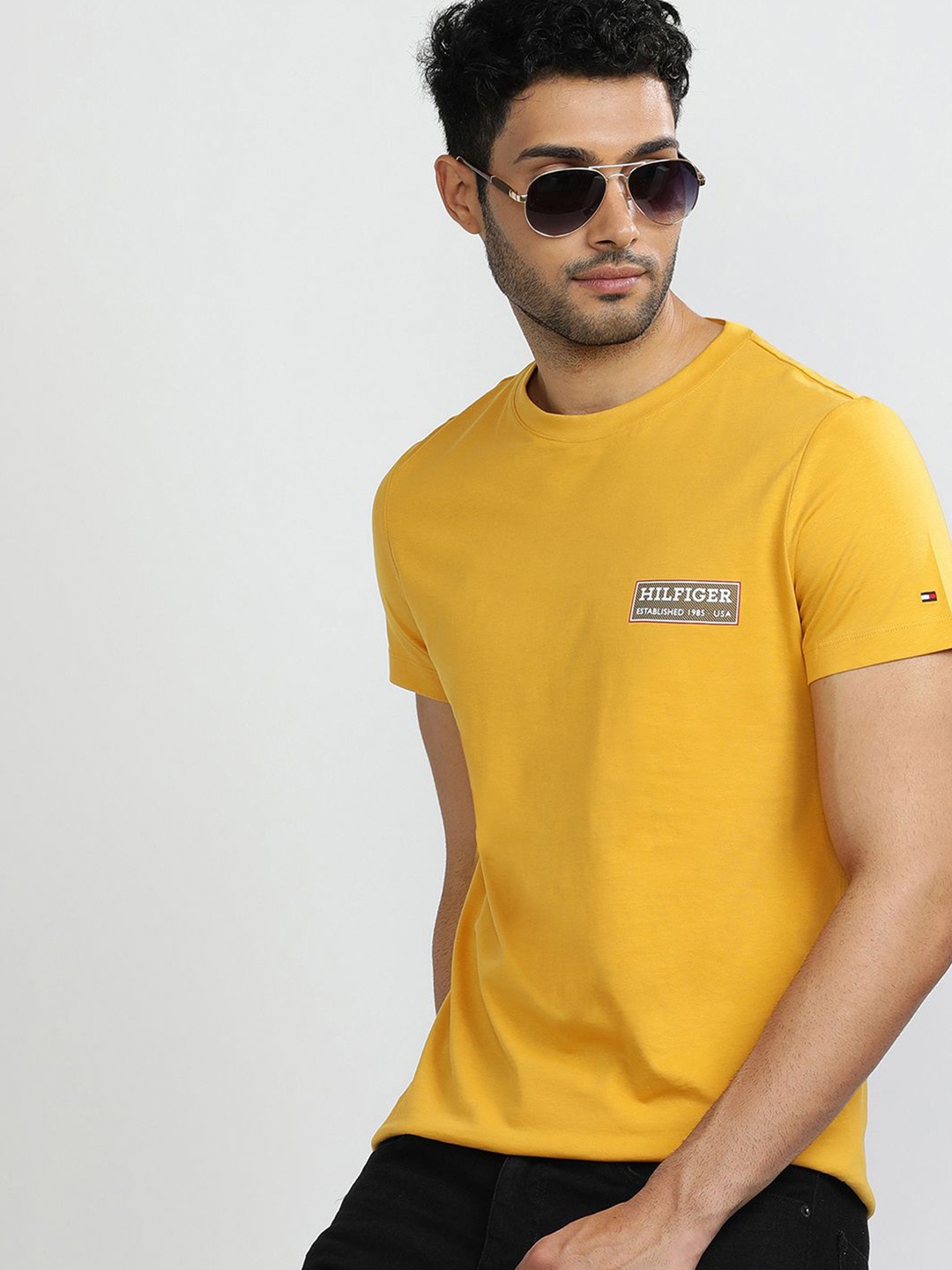 

Tommy Hilfiger Solid Men T-shirt, Yellow