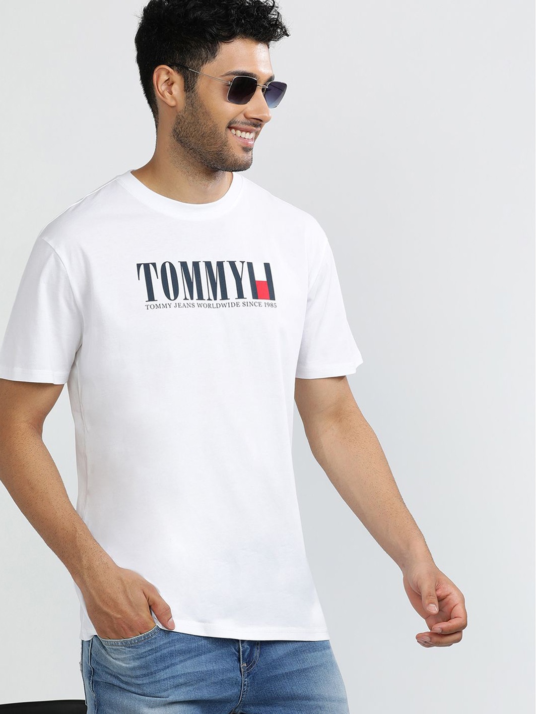 

Tommy Hilfiger Men Typography Printed T-shirt, White