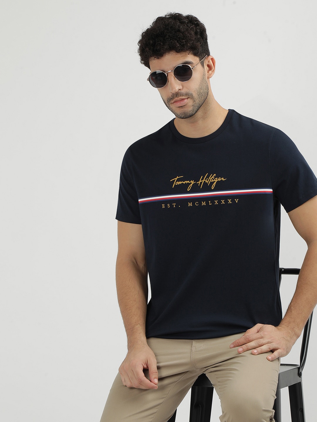 

Tommy Hilfiger Men Typography Printed Pockets T-shirt, Blue