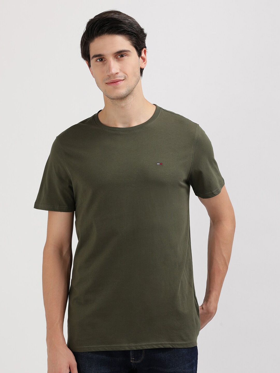 

Tommy Hilfiger Men Pockets Slim Fit T-shirt, Green