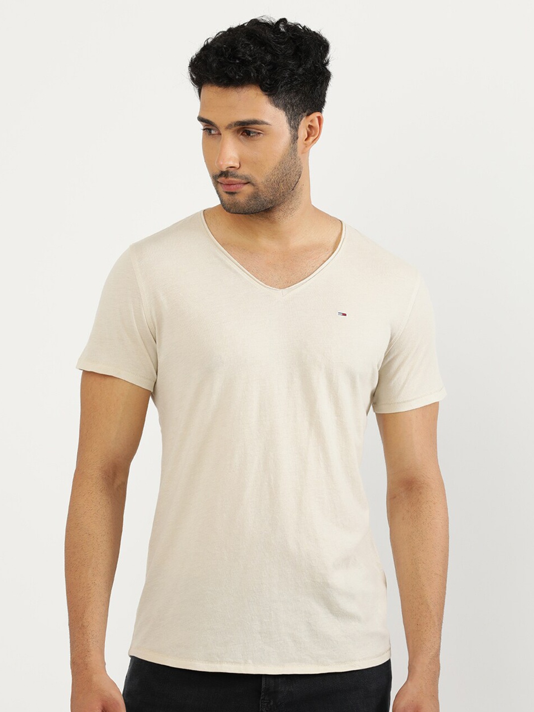 

Tommy Hilfiger Men V-Neck Pockets Slim Fit T-shirt, Beige