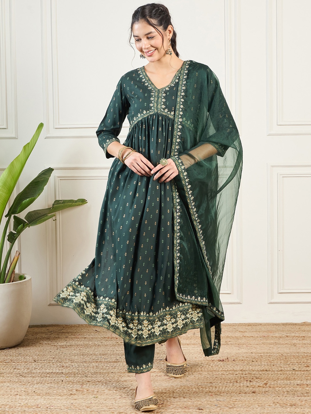 

KALINI Women Ethnic Motifs Printed Empire Kurta with Palazzos & With Dupatta, Green