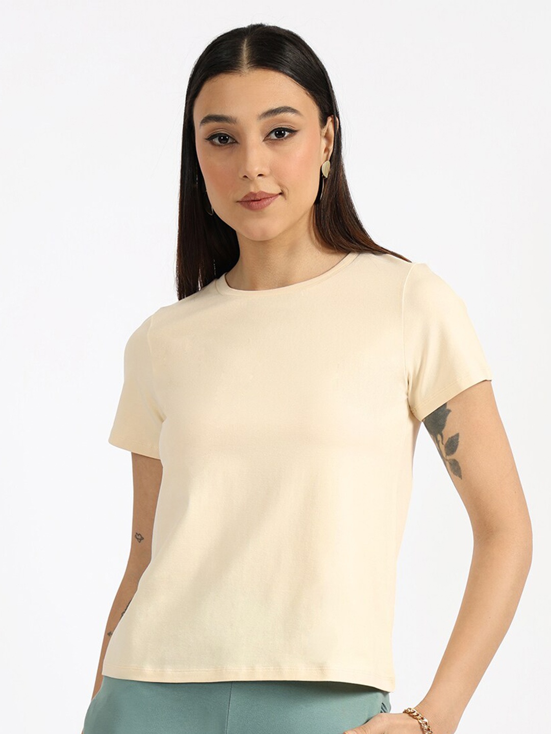 

Blissclub Round Neck Short Sleeves Moisture Wicking Formal T-shirt, Beige