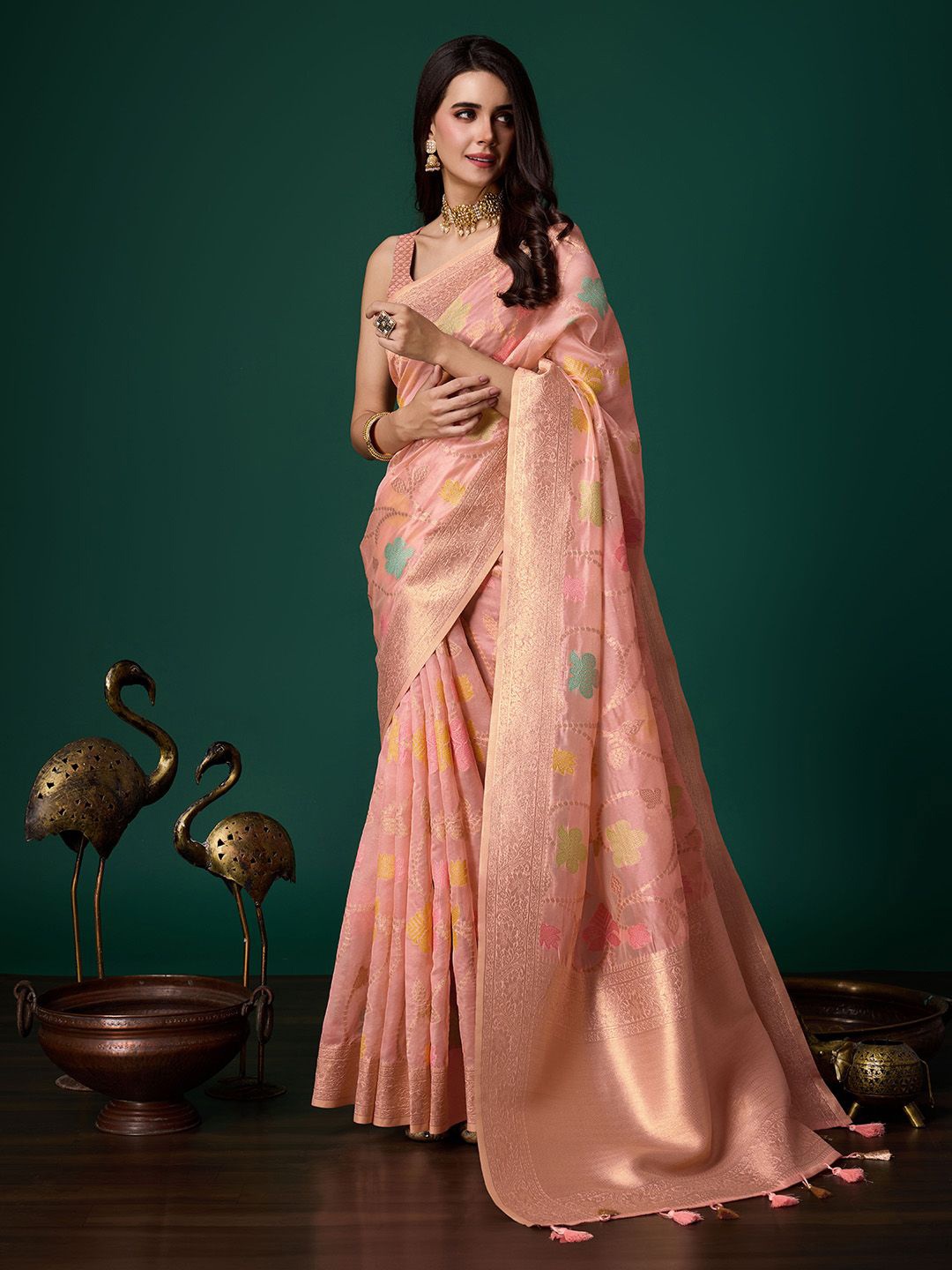 

Ishin Ethnic Motifs Zari Organza Saree, Pink