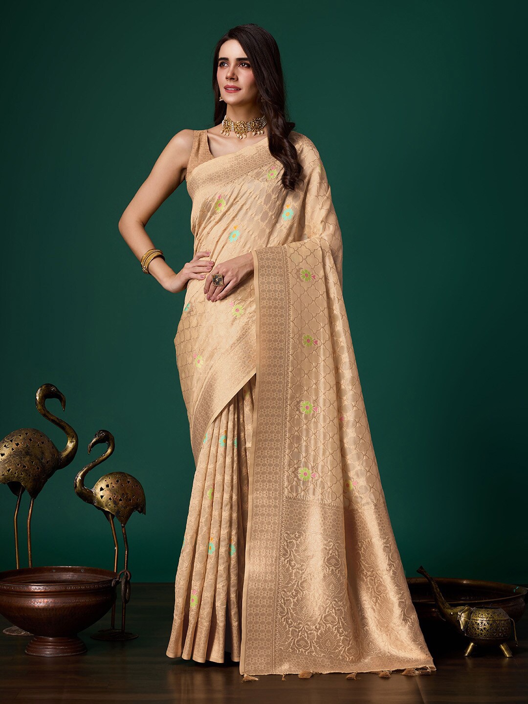 

Ishin Woven Design Zari Organza Saree, Beige