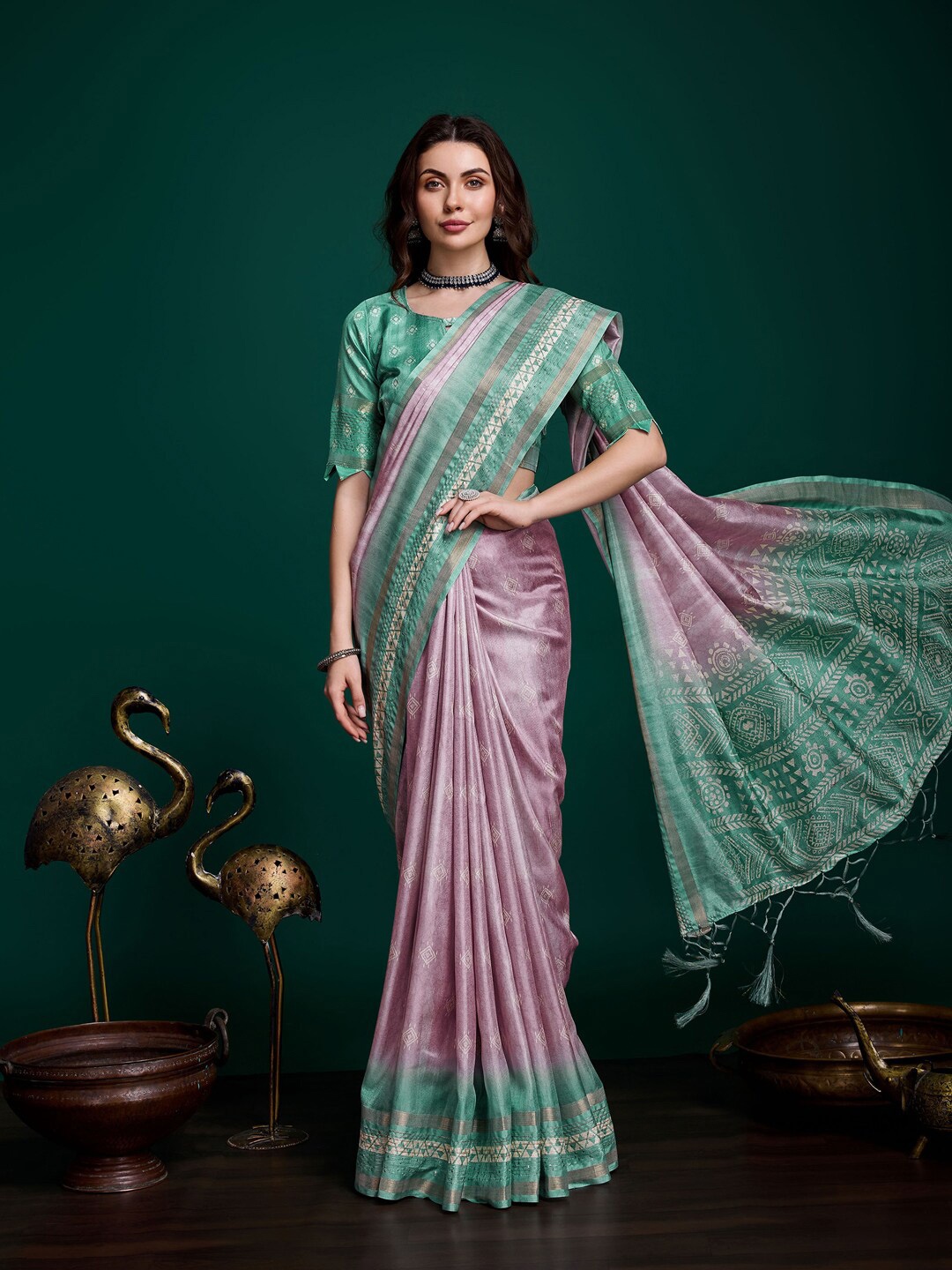 

Ishin Ethnic Motifs Tussar Saree, Purple