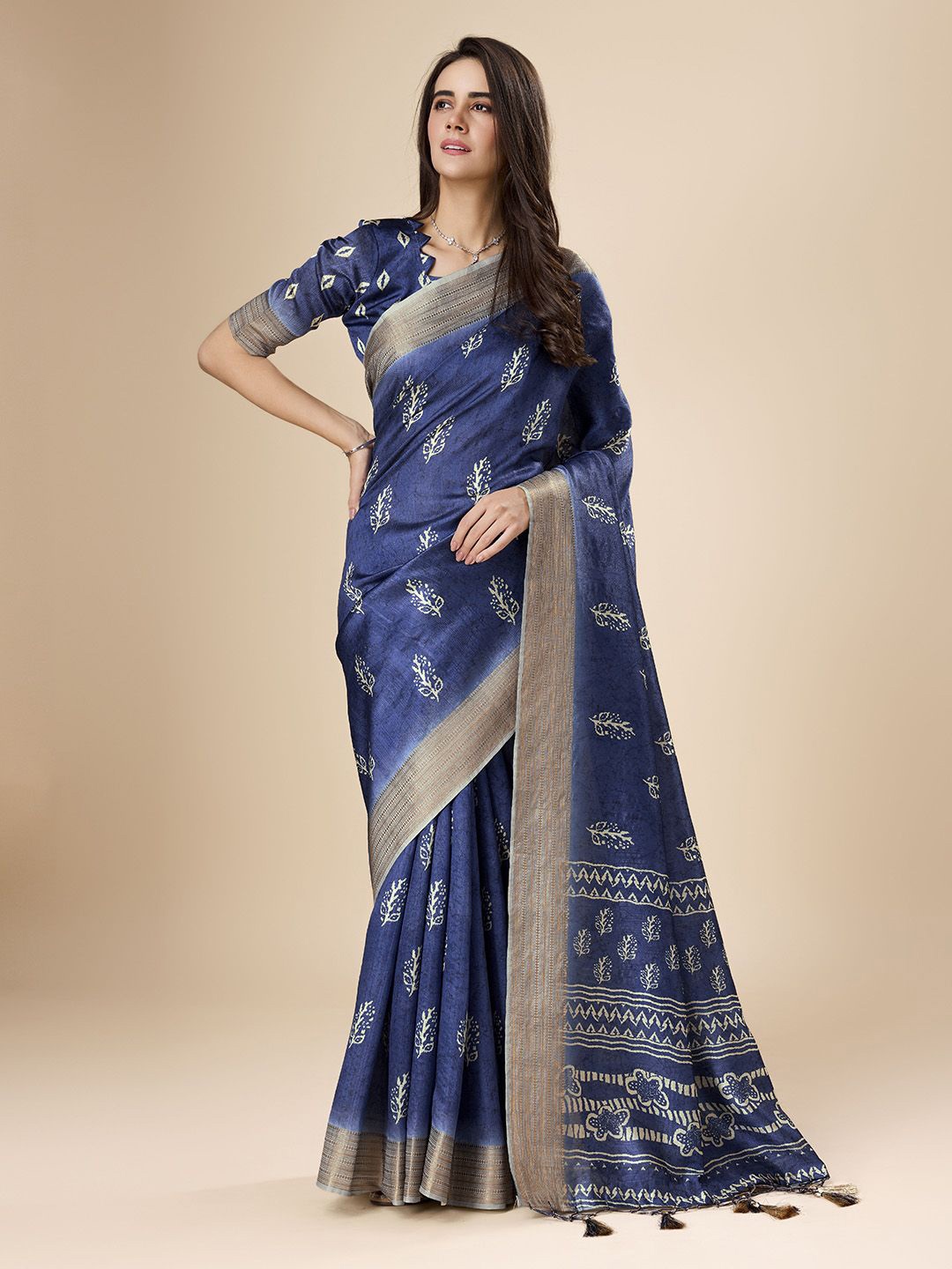 

Ishin Woven Design Ethnic Motifs Printed Saree, Blue