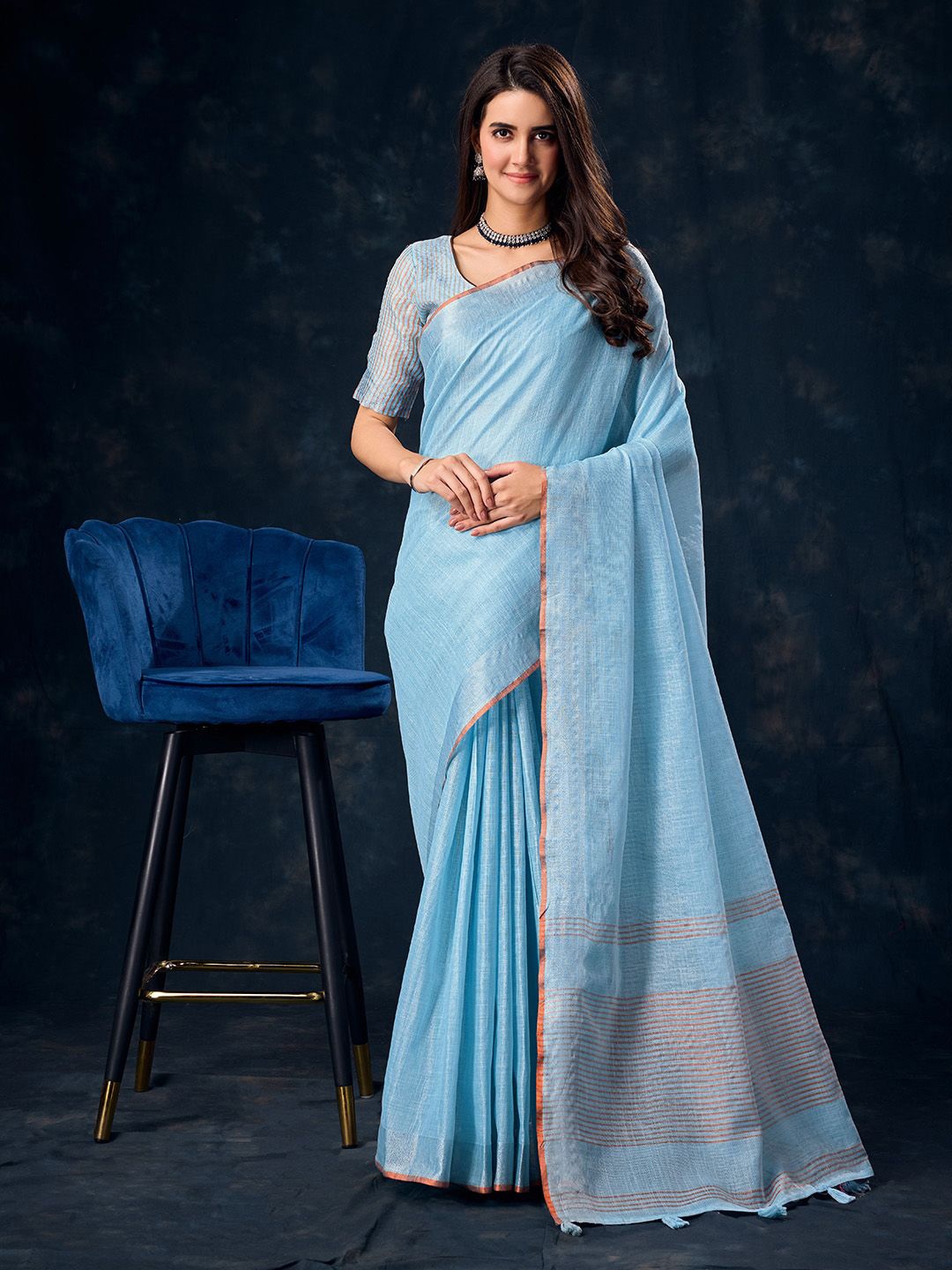 

Ishin Zari Tissue Saree, Blue