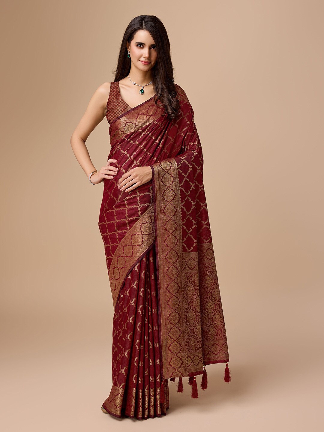 

Ishin Ethnic Motifs Zari Silk Banarasi Saree, Red