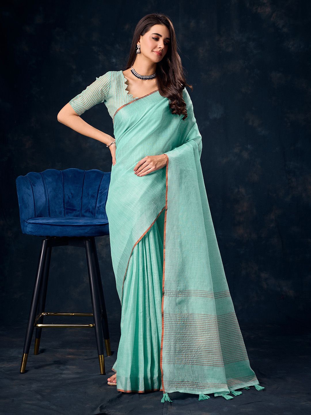 

Ishin Zari Tissue Saree, Teal