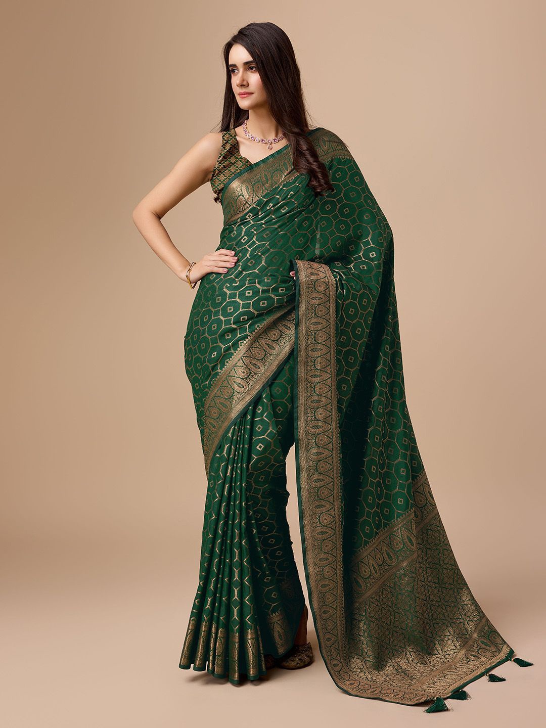 

Ishin Geometric Zari Banarasi Saree, Green