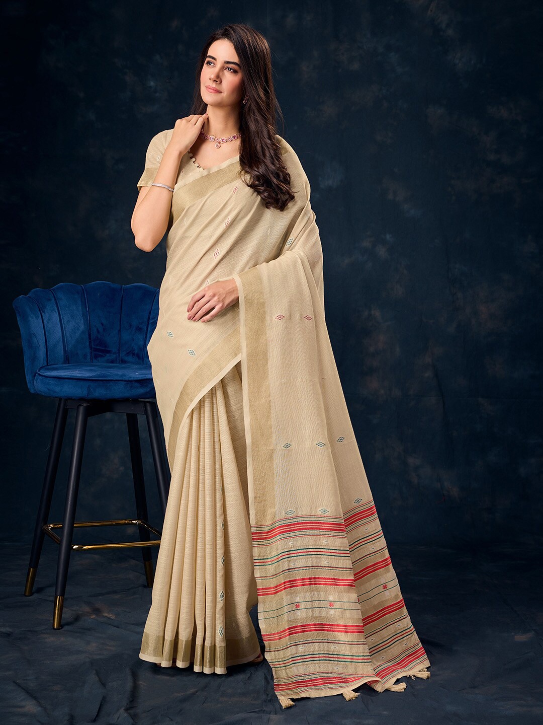 

Ishin Woven Design Zari Saree, Beige