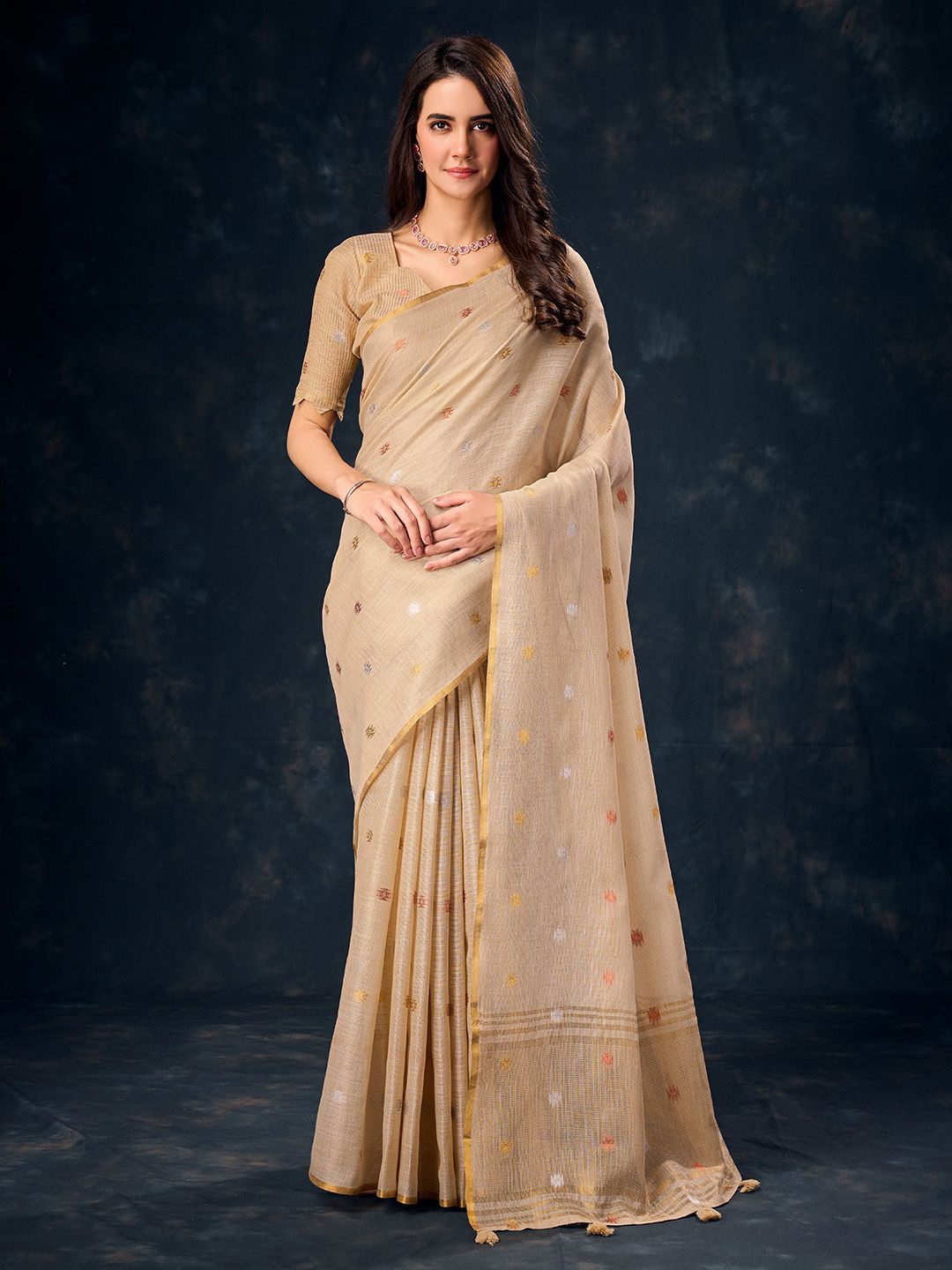 

Ishin Ethnic Motifs Zari Tissue Saree, Beige