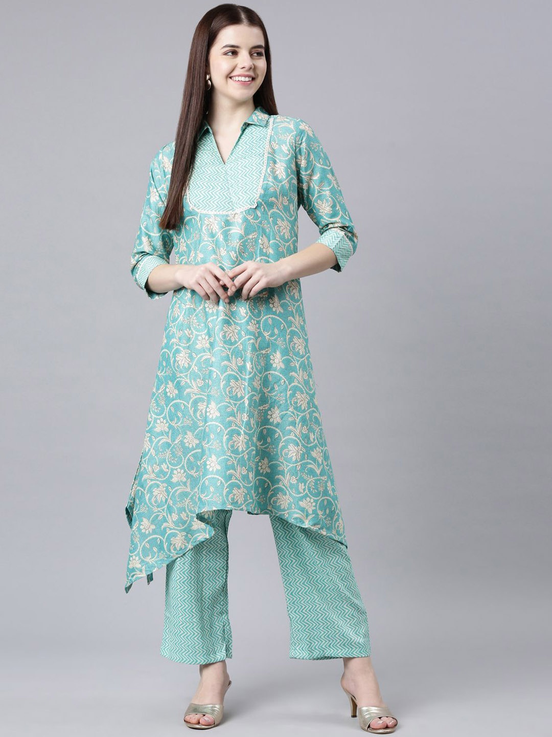 

Samhitas Women Floral Printed Regular Pure Cotton Kurta with Trousers, Green