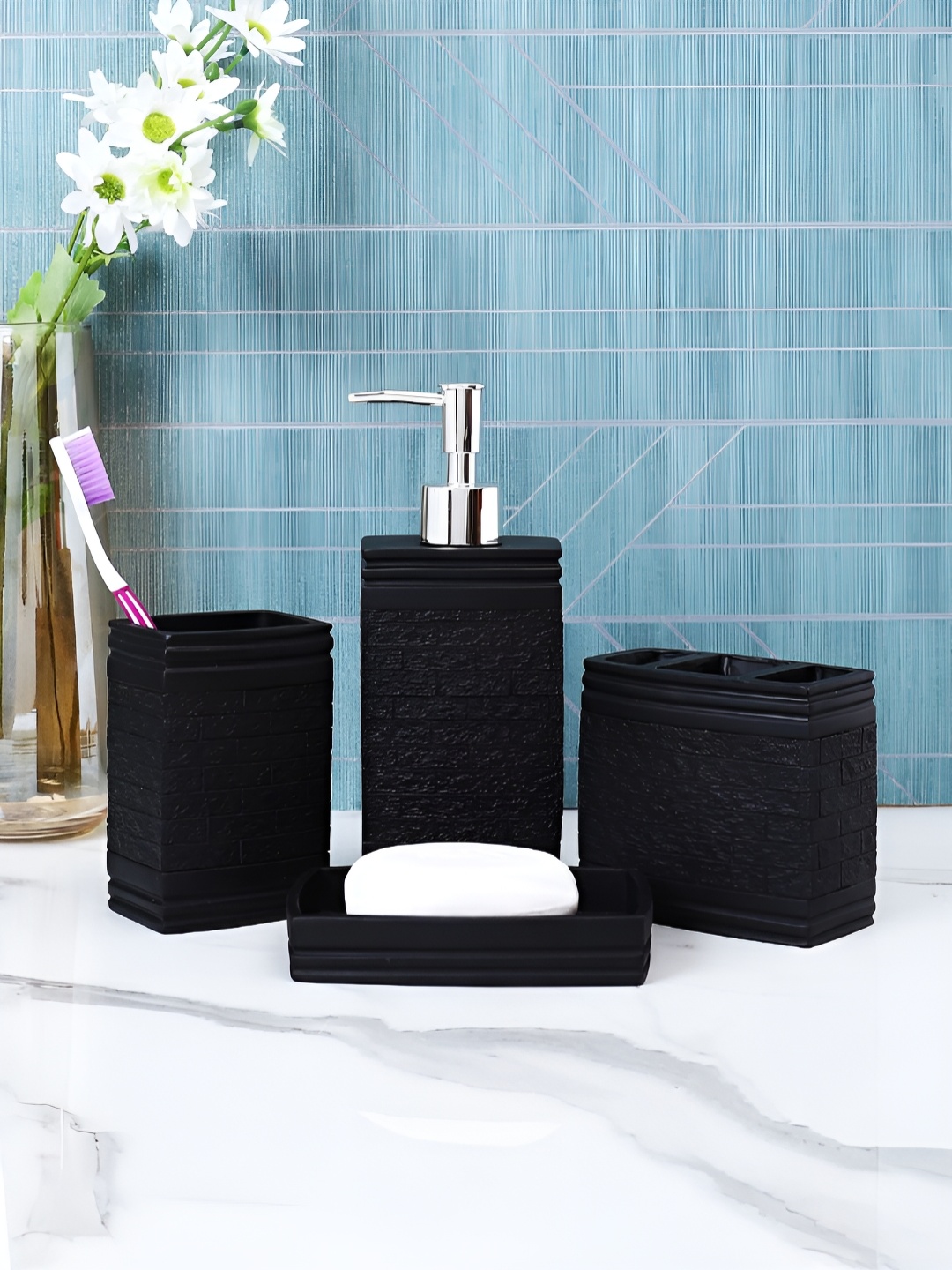 

Aura Black 4 piece Geometric Resin Bath Accessories Set