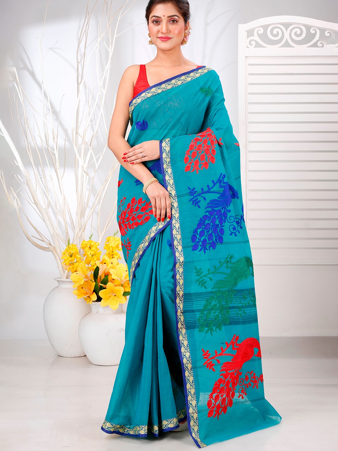 

DipDiya Ethnic Motifs Embroidered Pure Cotton Taant Saree, Blue