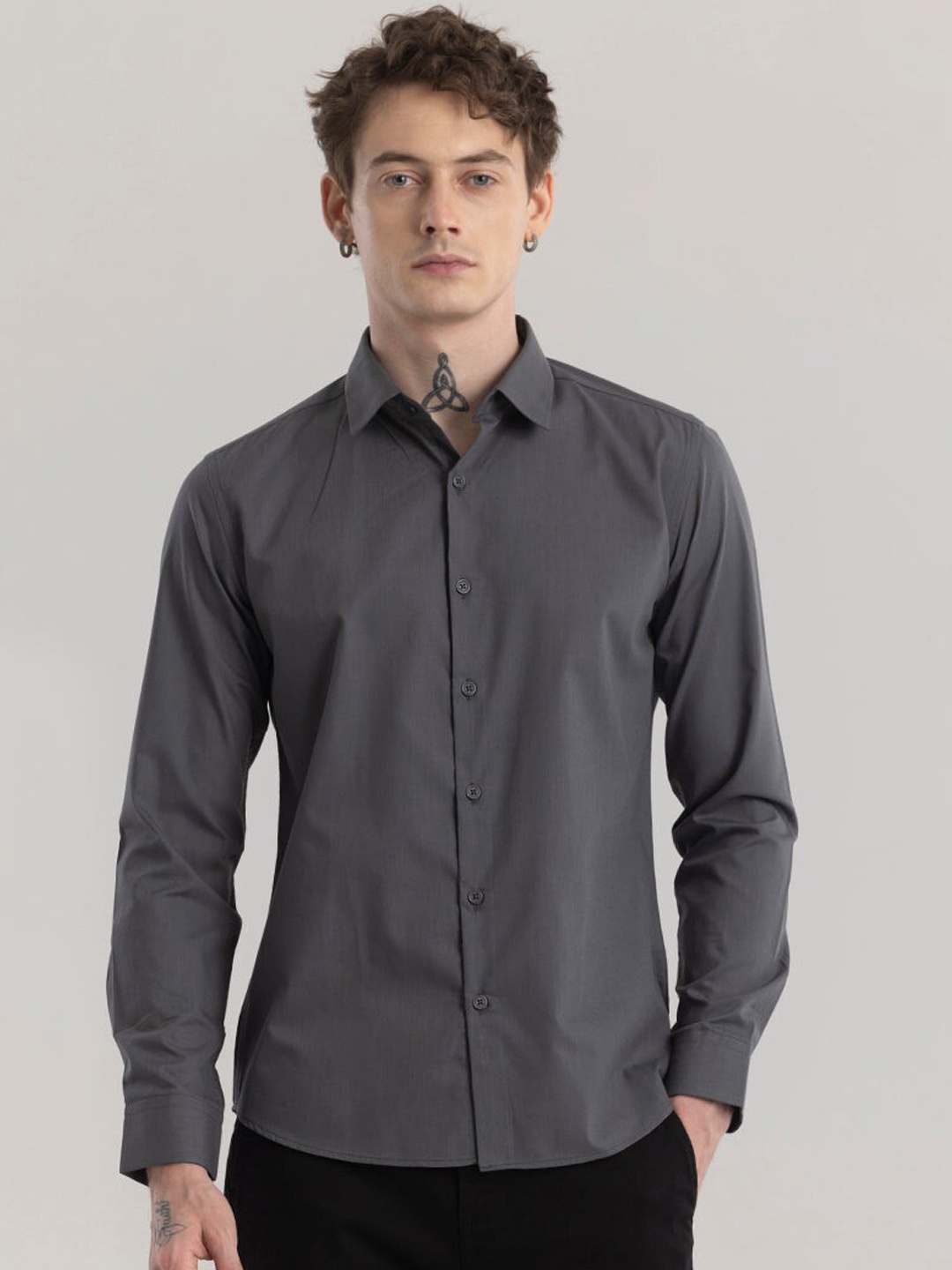 

Snitch Men Classic Slim Fit Faded Opaque Faded Casual Shirt, Grey