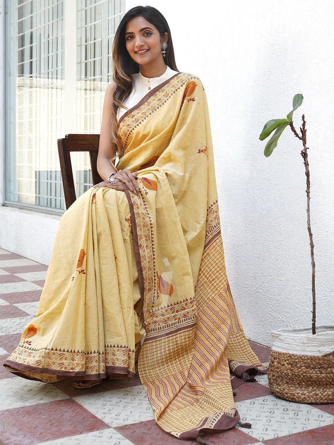 

TEEJH Pure Cotton Block Printed Saree, Yellow