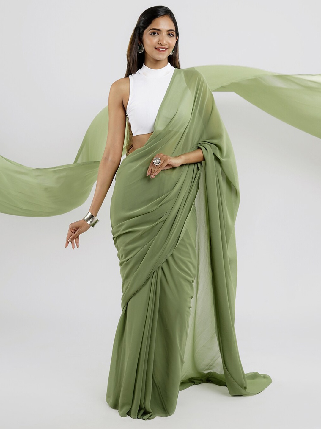 

TEEJH Solid Printed Saree, Olive