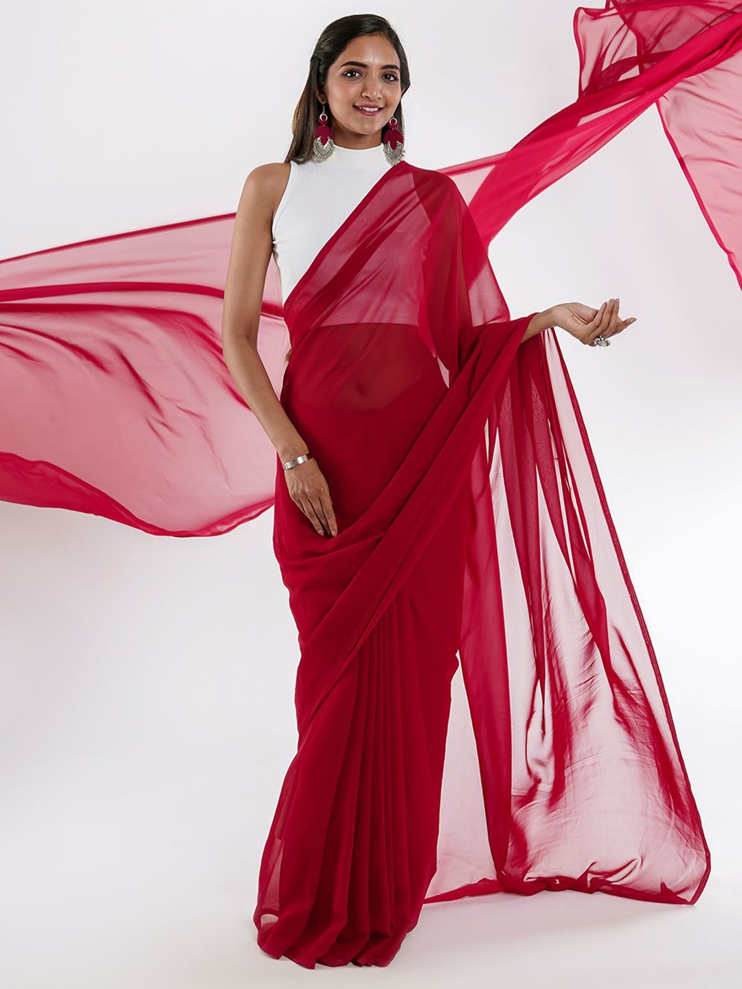 TEEJH Solid Saree With Blouse Piece, Maroon