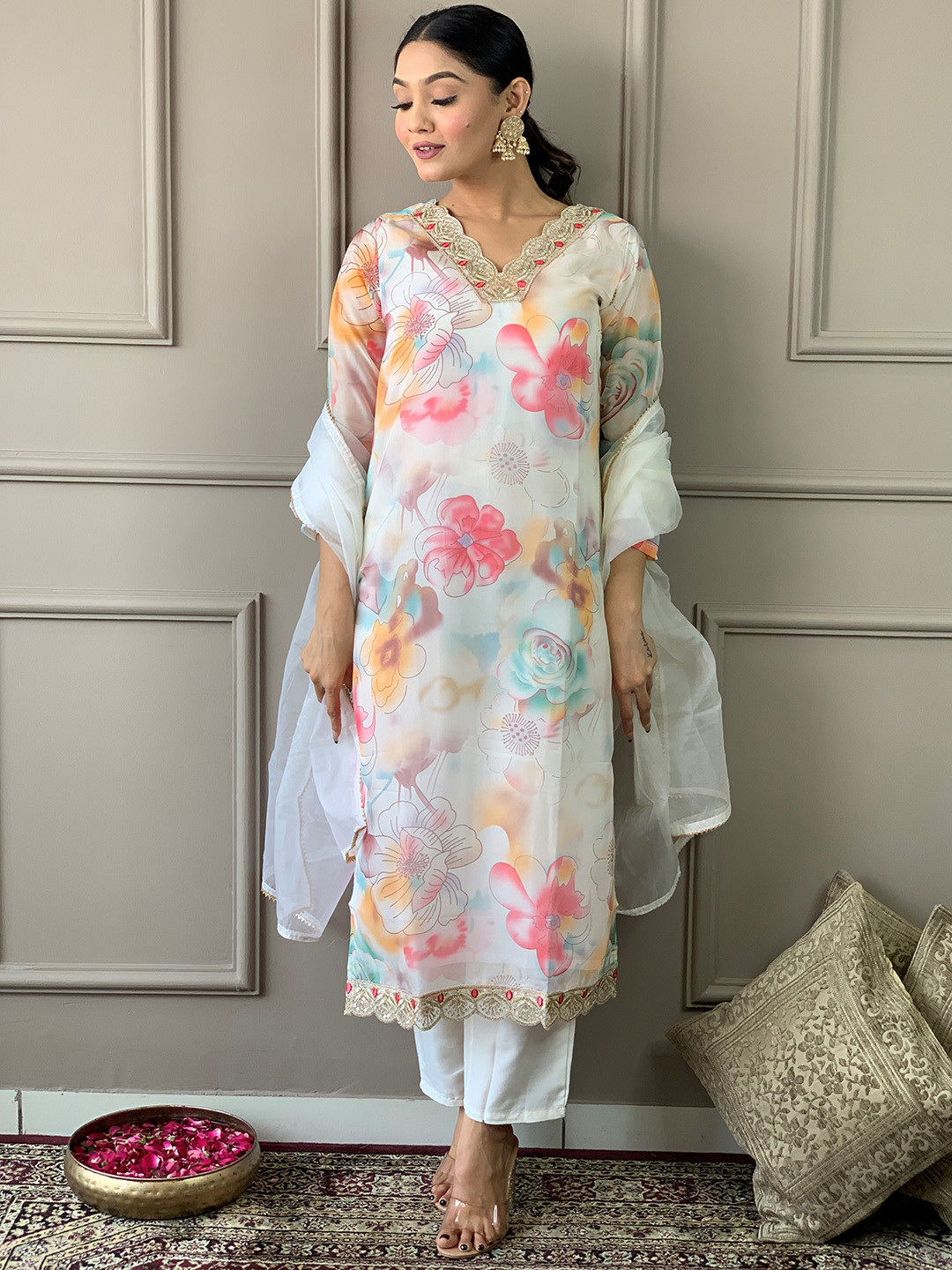 

Sangria Printed V-Neck Kurta With Trousers & Dupatta, Off white