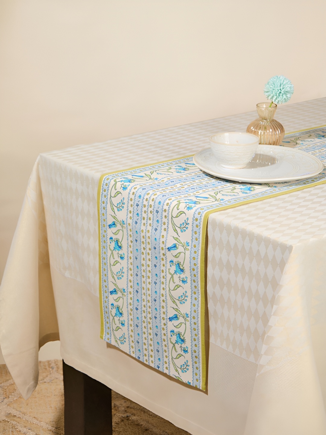 

Fabindia White & Turquoise Blue Printed Cotton Table Runner