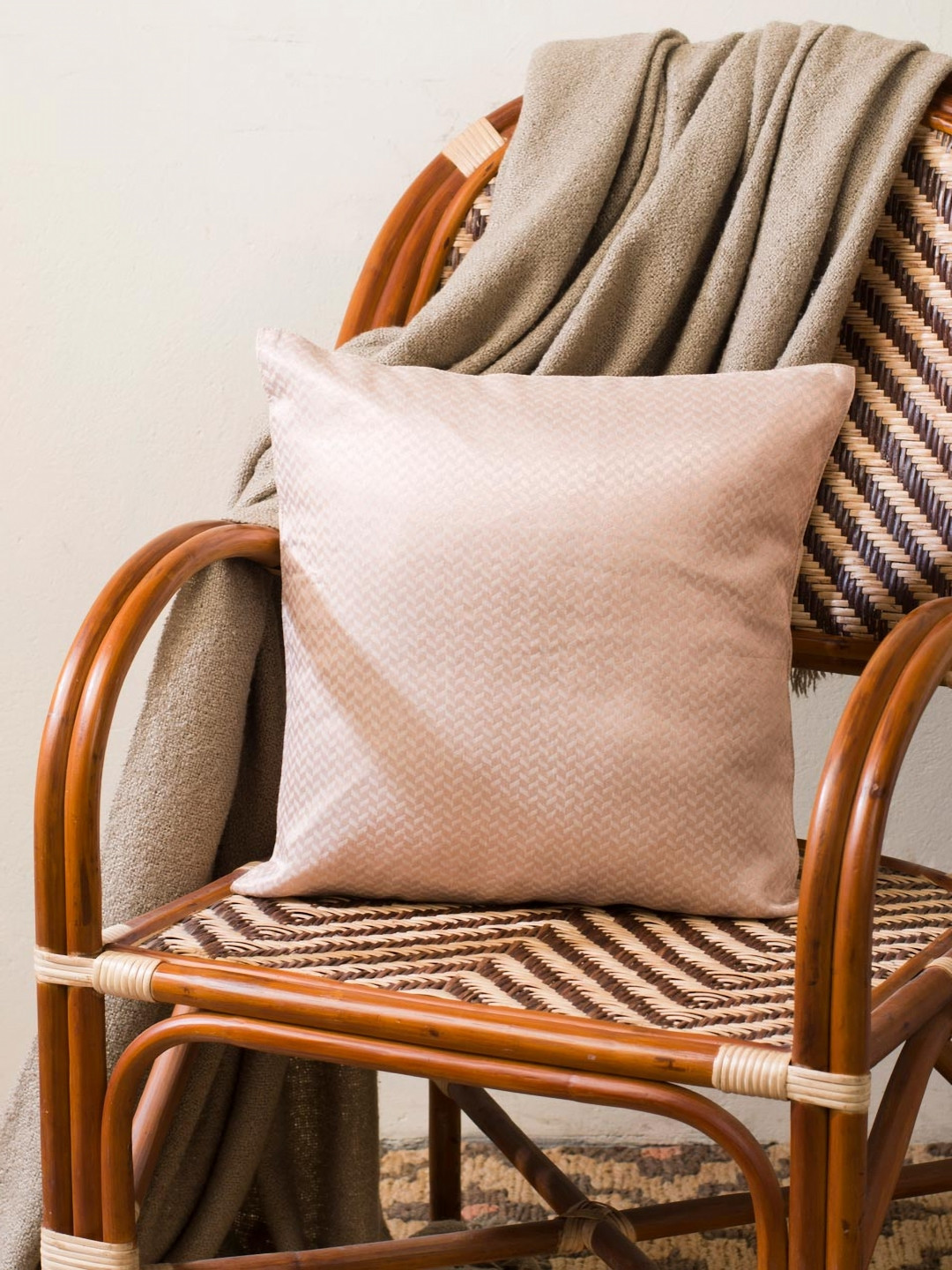

Fabindia Gold-Toned Abstract Square Cushion Covers