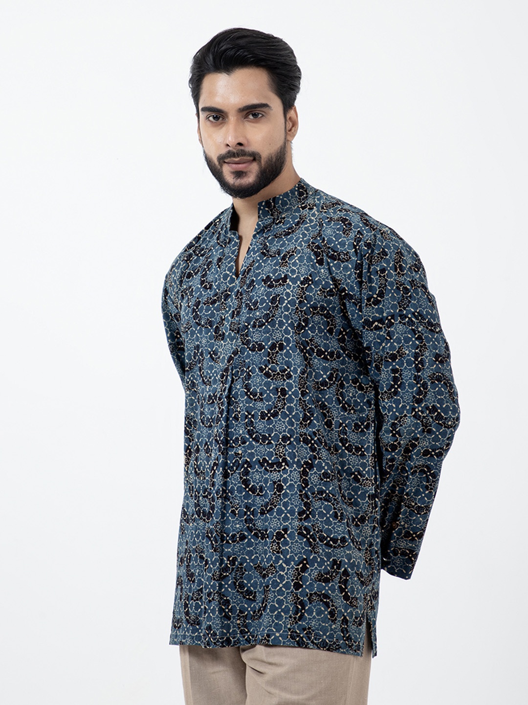 

Inkriti Hand Block Printed Ajrakh Brushstroked Forever Kurta, Blue