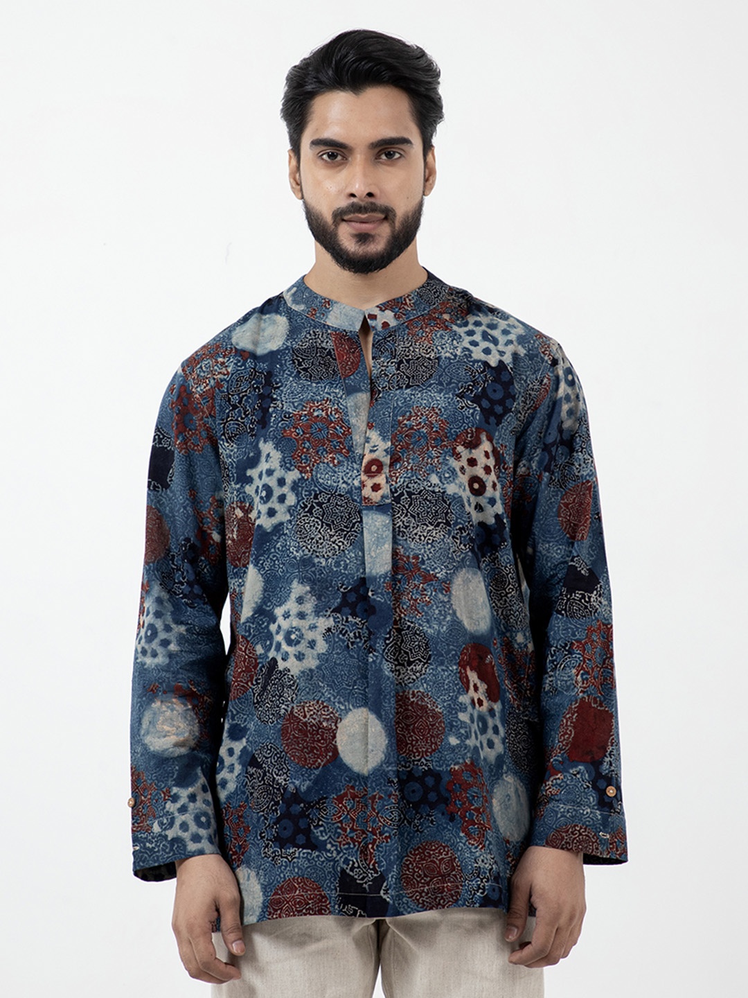 

Inkriti Men Floral Printed Block Print Kurta, Blue