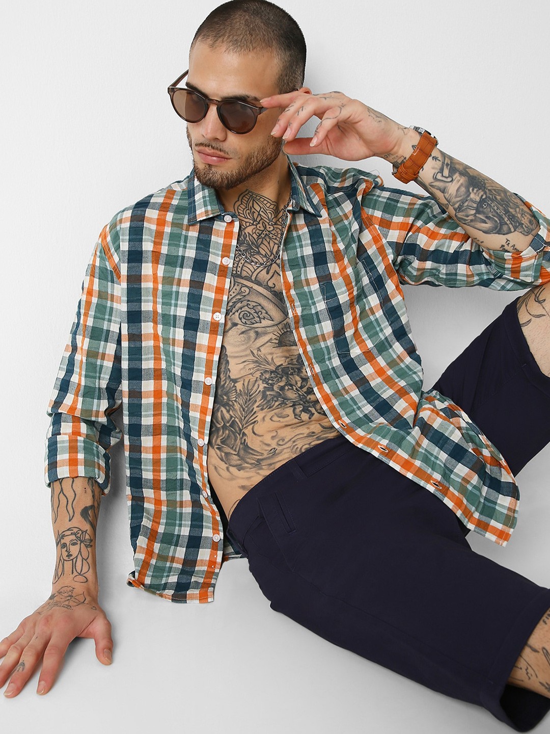 

VASTRADO Men Classic Slim Fit Tartan Checks Checked Casual Shirt, White