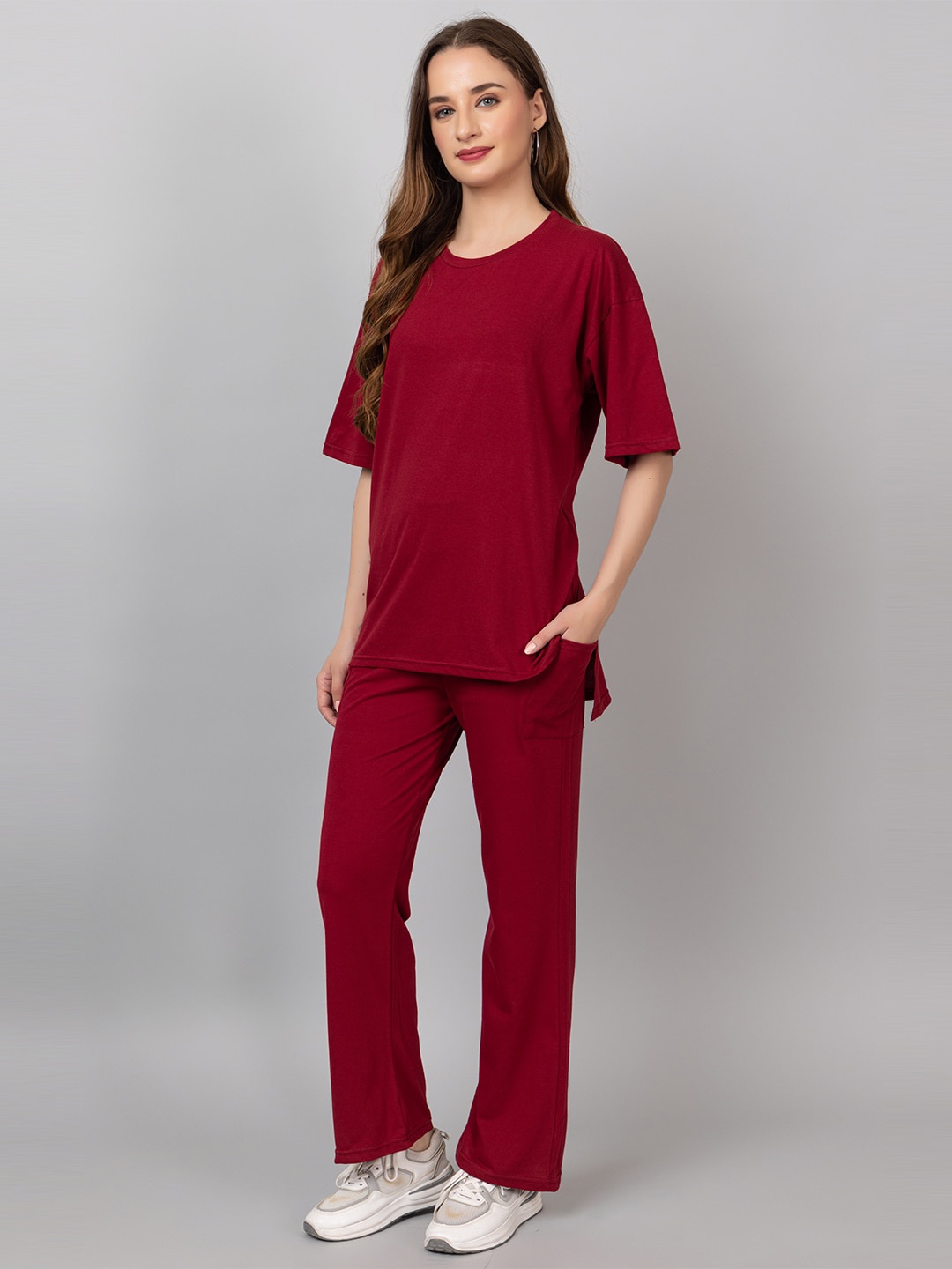 

TYSORT Women Round-Neck Short Sleeve Top & Trouser Co-Ords, Maroon