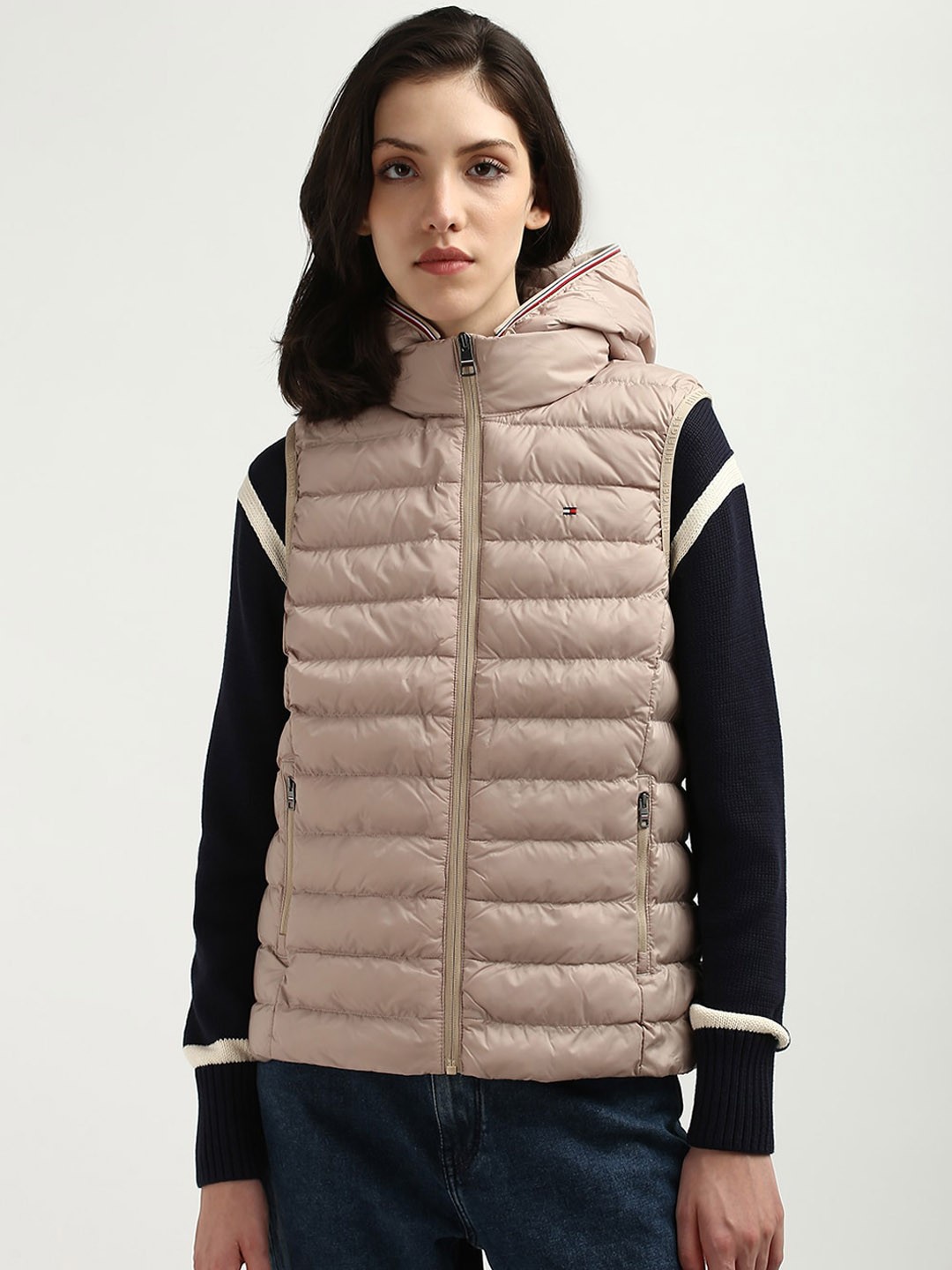 

Tommy Hilfiger Women Colourblocked Puffer Jacket, Beige