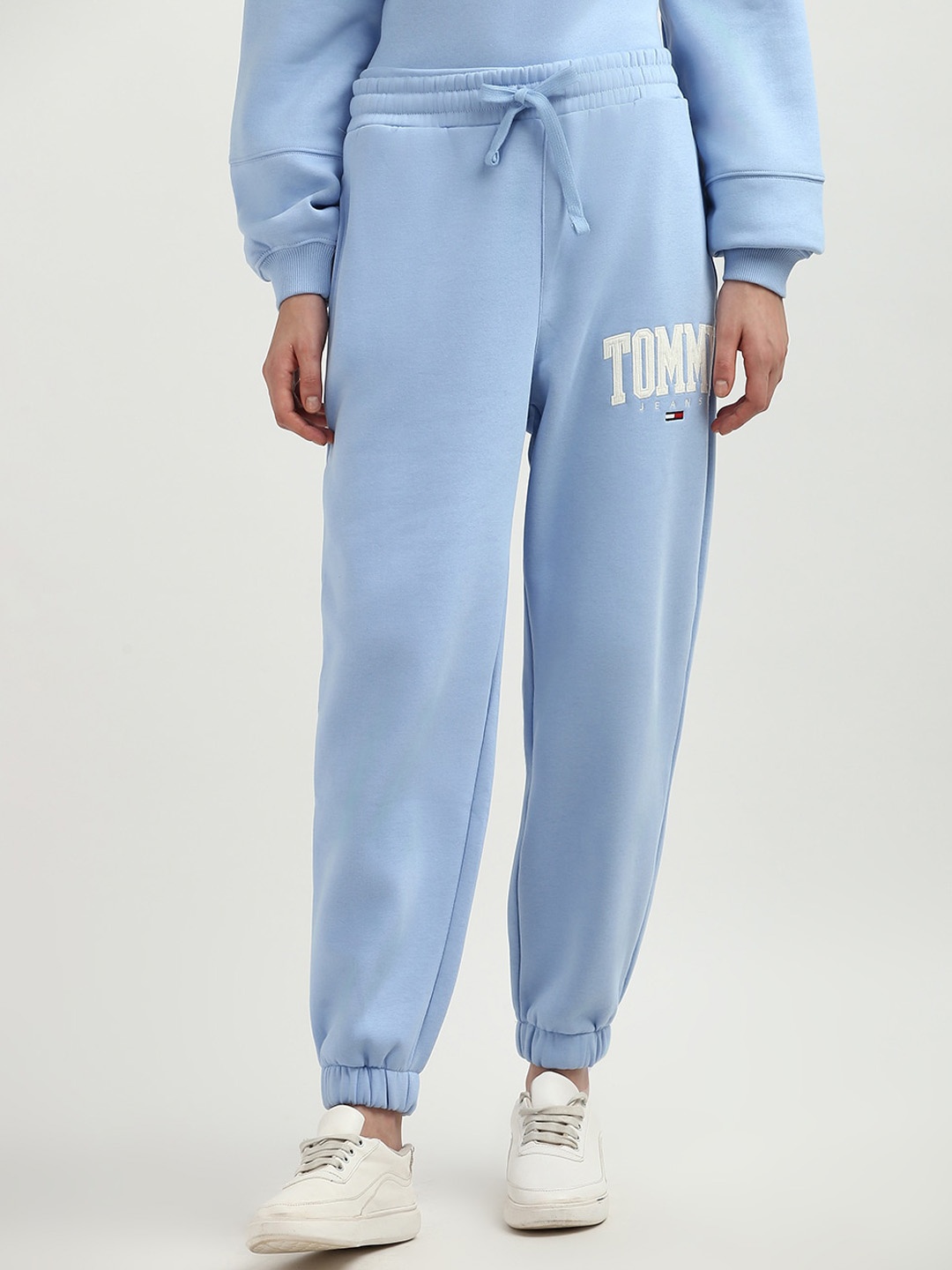 

Tommy Hilfiger Women Mid Rise Joggers, Blue