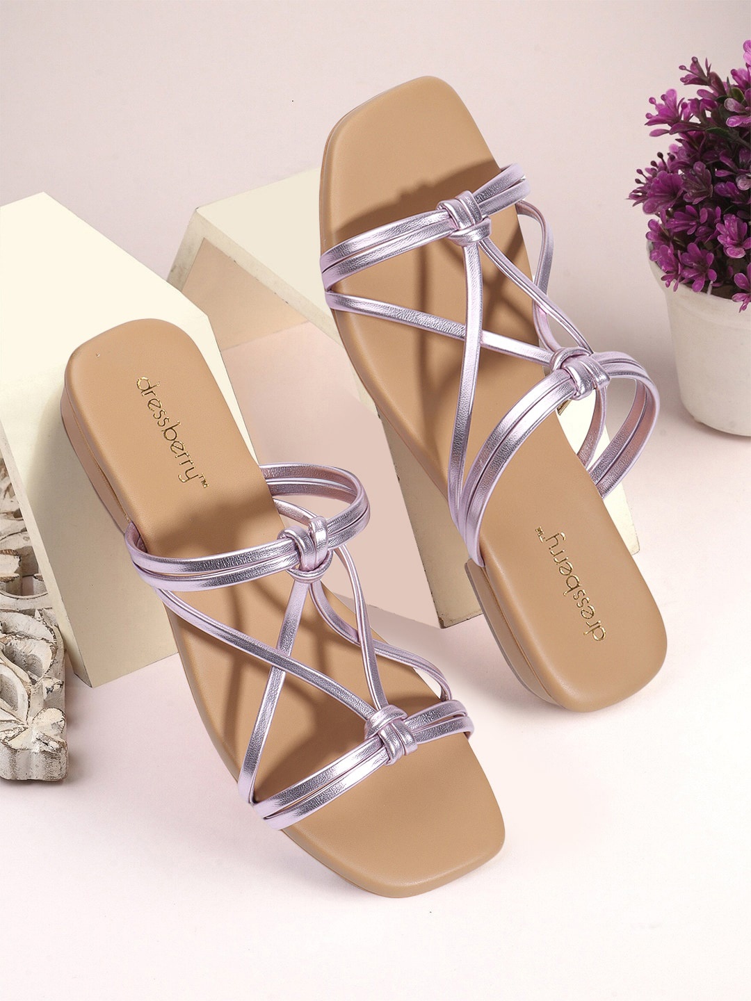 

DressBerry Women Open Toe Flats with Bows, Pink