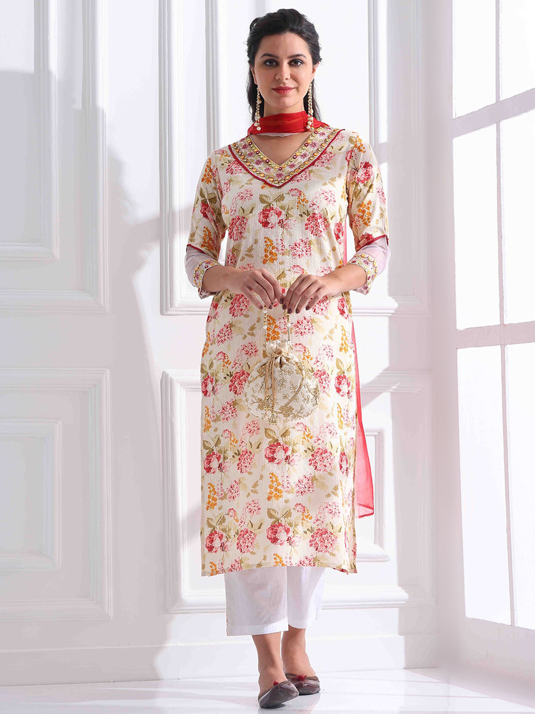 

Anouk Women Floral Printed Regular Mirror Work Pure Cotton Kurta with Trousers Set, Beige