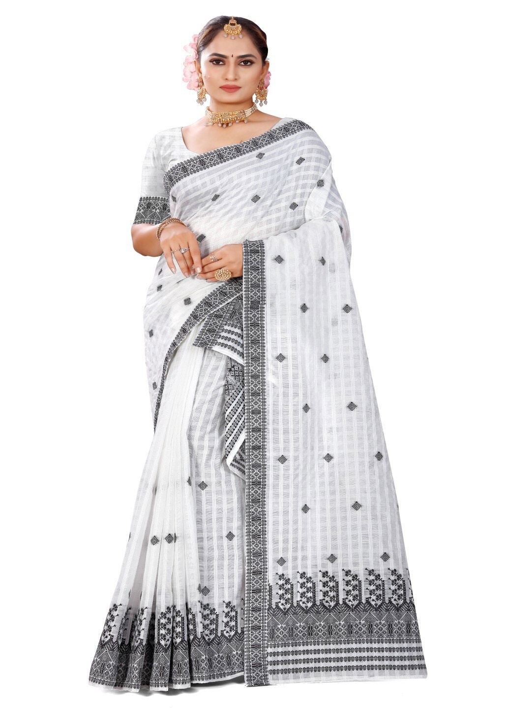 

Skiran's Assamese Mekhela Chador Woven Design Saree, Black